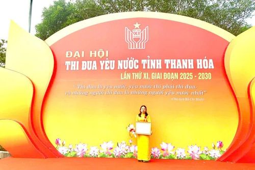 Tỏa sáng tinh thần cống hiến, nhiệt huyết vì sự nghiệp 'trồng người'