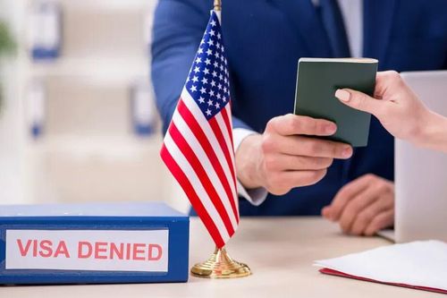Người béo phì, ung thư, mắc tiểu đường có thể bị từ chối cấp visa vào Mỹ