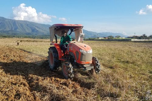 Đẩy mạnh cơ giới hóa sản xuất nông nghiệp