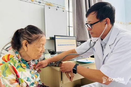 Lãnh đạo trạm y tế xã, phường có chức danh mới là giám đốc
