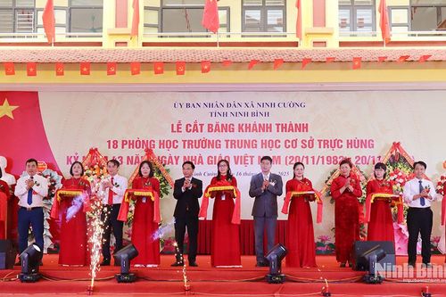 Trường THCS Trực Hùng khánh thành 18 phòng học mới