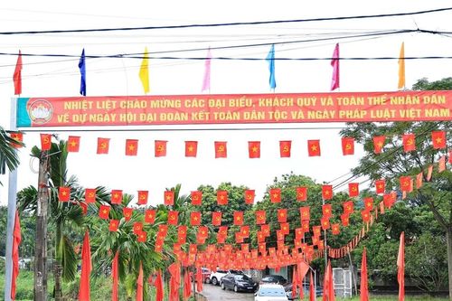 Hân hoan vui hội đoàn kết