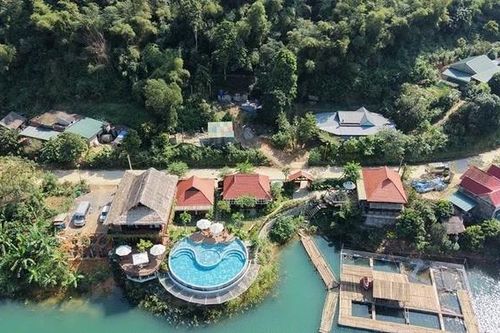 Mây nước Vịnh Hiền Lương - hồ Hòa Bình