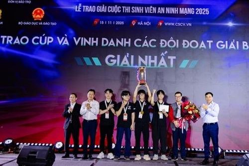 Học viện Công nghệ Bưu chính Viễn thông giành quán quân Cuộc thi Sinh viên An ninh mạng 2025