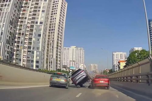 Điều tra vụ tai nạn đâm liên hoàn trên Vành đai 2