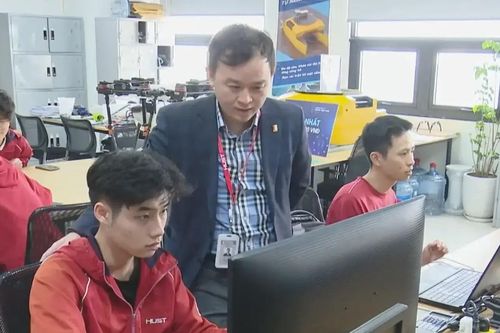 Đại học trả lương giáo viên hàng trăm triệu để hút nhân tài