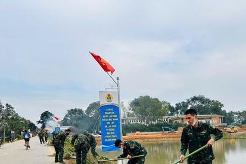 Hơn 500 người 'xuống đường' vệ sinh môi trường ở xã Phú Nghĩa