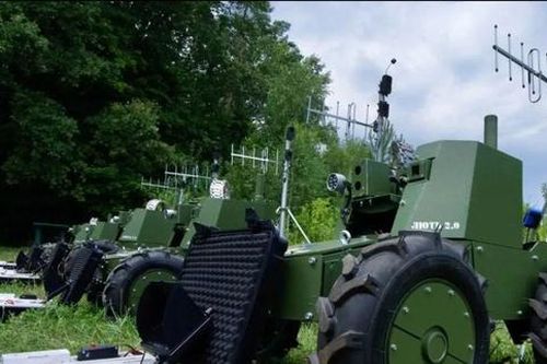 Ukraine tham vọng tung hàng chục nghìn robot ra chiến trường đối đầu Nga