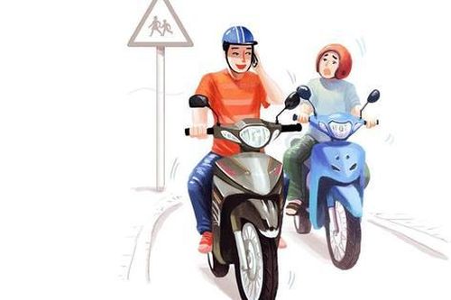 Dùng điện thoại khi tham gia giao thông sẽ bị phạt bao nhiêu tiền?