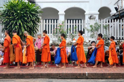 Du lịch Lào hưởng lợi gì từ đường sắt cao tốc nối từ Trung Quốc