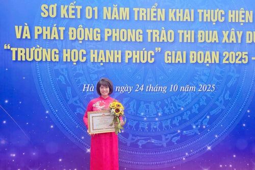 Người giữ lửa từ những điều bình dị