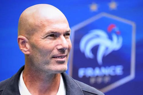 Zidane sắp tái xuất sau nhiều năm ở ẩn, tuyển Pháp chuẩn bị bước sang kỷ nguyên mới