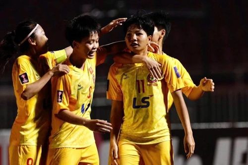 Thành phố Hồ Chí Minh giành vé vào vòng knock-out sau chiến thắng 2-0 Lion City Sailors