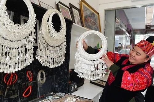Ngày 17/11, giá bạc đảo chiều tăng nhẹ