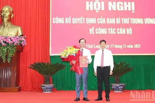 Chủ tịch Ủy ban nhân dân tỉnh Đồng Tháp được điều động, chỉ định làm Phó Bí thư Tỉnh ủy Vĩnh Long