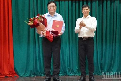Đồng chí Phạm Thành Ngại giữ chức Phó Bí thư Tỉnh ủy, Chủ tịch Ủy ban nhân dân tỉnh Đồng Tháp
