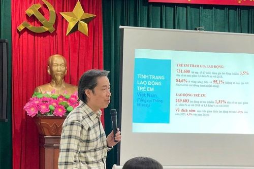 Không thể dạy trẻ 'sợ Internet', mà phải dạy kỹ năng làm chủ Internet