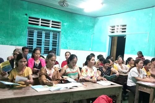 TP Huế vượt mục tiêu xóa mù nhờ chính sách đặc thù và chuyển đổi số mạnh mẽ