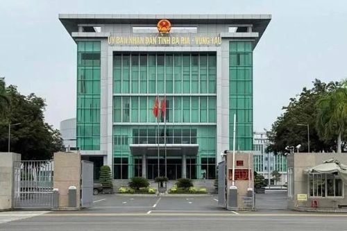 Bí thư Trần Lưu Quang: Ưu tiên quỹ đất dôi dư cho giáo dục – y tế