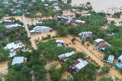 Hàng trăm ngôi nhà ở 'rốn lũ' Đà Nẵng lại bị nước bủa vây lần thứ 4 trong tháng