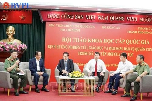Đại biểu ngành Kiểm sát tham dự Hội thảo khoa học cấp quốc gia về quyền con người