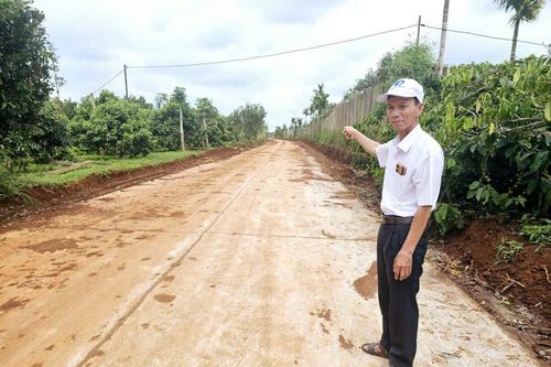 Dân góp sức, thôn, buôn đổi thay nhờ dấu ấn nông thôn mới ở xã Krông Năng (Đắk Lắk)