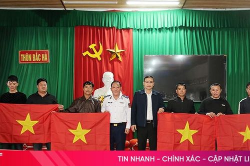 Cảnh sát biển đồng hành cùng ngư dân Hà Tĩnh