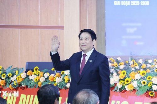 Chủ tịch nước dự Lễ kỷ niệm Ngày Nhà giáo Việt Nam và Đại hội Thi đua yêu nước