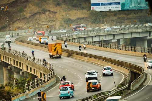 Ecuador: Xe khách lao xuống vực, ít nhất 13 người thiệt mạng
