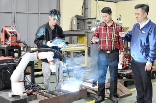 Làm chủ công nghệ để lập nghiệp thành công