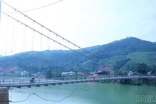 Hoàn thành sửa chữa cầu treo bến Thâu