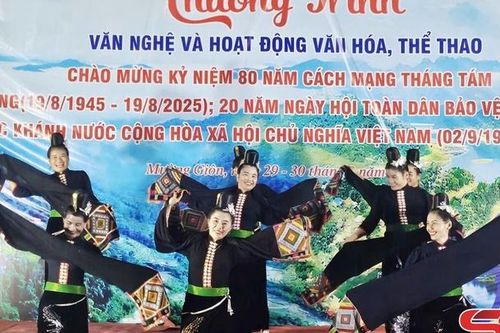 Sôi nổi phong trào văn nghệ trong hội viên phụ nữ