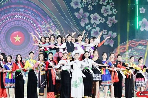 Tôn vinh vẻ đẹp trí tuệ, nhan sắc và kết nối, quảng bá du lịch