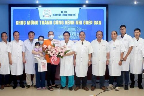 Bệnh viện Trung ương Huế làm chủ công nghệ ghép gan cứu sống bệnh nhi 2 tuổi
