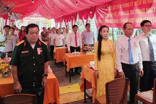 Xây dựng phường Bình Tân xanh - sạch - đẹp và khu dân cư Đoàn kết - Nghĩa tình - Tự quản
