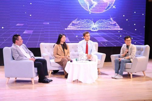 Giữ bản sắc Việt là nền tảng để học sinh tự tin hội nhập quốc tế