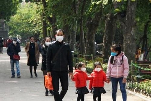 Hà Nội hửng nắng, chiều tối mưa rào và dông