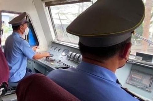 Bộ Y tế quy định tiêu chuẩn sức khỏe của người lái tàu hỏa