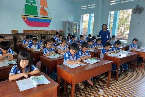 Ổn định dạy và học sau bão lũ