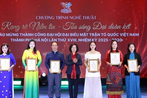 Chương trình nghệ thuật 'Rạng rỡ niềm tin - Tỏa sáng đại đoàn kết': thông điệp gửi gắm niềm tin từ Đại hội Mặt trận Tổ quốc Việt Nam TP Hà Nội