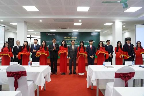 Khai trương Trung tâm Nghiên cứu, phát triển công nghệ cao Việt Nam-Nhật Bản