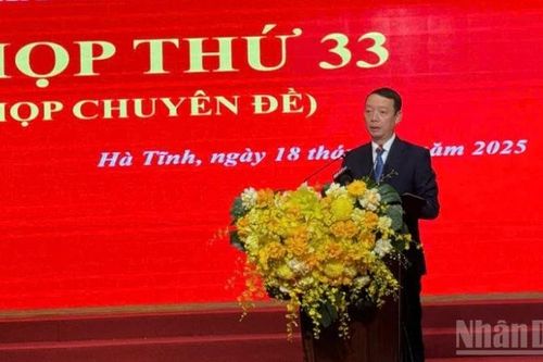 Đồng chí Phan Thiên Định được bầu giữ chức Chủ tịch Ủy ban nhân dân tỉnh Hà Tĩnh
