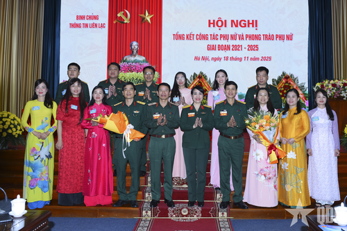 Binh chủng Thông tin liên lạc: Phấn đấu có nhiều phụ nữ là chuyên gia trong lĩnh vực thông tin liên lạc