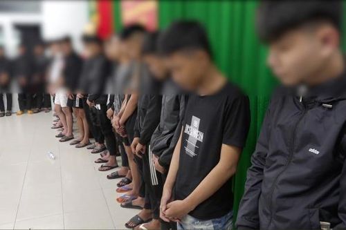Hỗn chiến trên quốc lộ, 51 thanh niên vào tù
