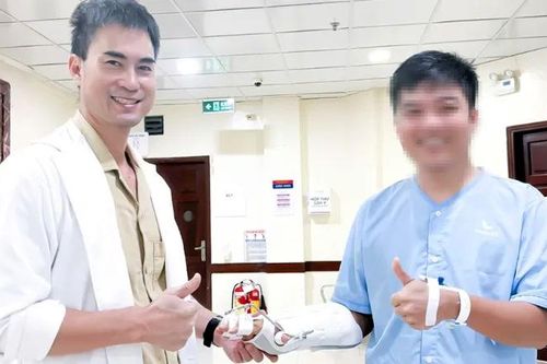 Tìm lại vận động bàn tay cho nam thanh niên bị liệt dây thần kinh quay