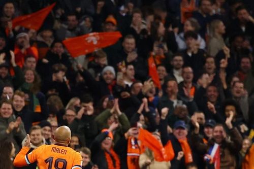 'Cơn lốc da cam' giành vé dự World Cup 2026