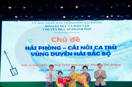 Lan tỏa vẻ đẹp Ca trù trong trường học tại Hải Phòng