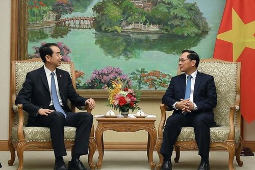Phó Thủ tướng Bùi Thanh Sơn đề nghị Việt Nam và Trung Quốc dành ưu tiên cao cho hợp tác đường sắt