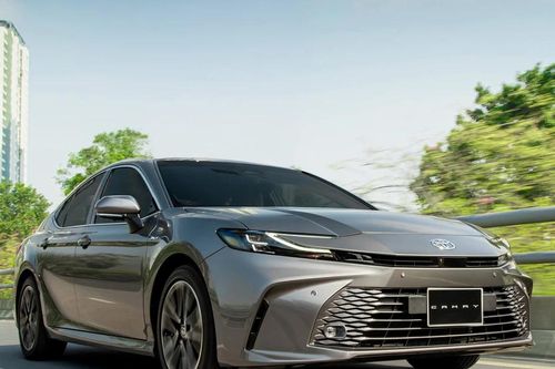 Toyota kéo dài vòng đời của loạt xe chủ lực