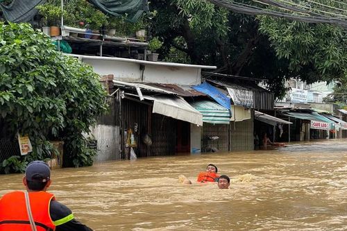 Hỗ trợ khẩn cấp 50 tỷ đồng cho tỉnh Khánh Hòa khắc phục thiệt hại do mưa lũ